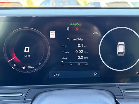 Used 2025 Hyundai Kona SEL AWD/4WD image 11