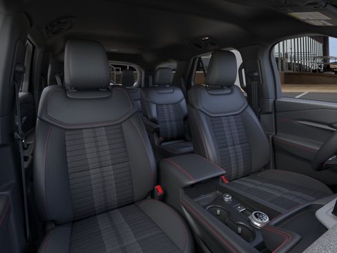 New 2026 Ford Explorer ST-Line RWD image 10