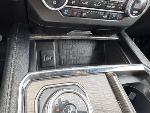 Used 2021 Ford Expedition Limited AWD/4WD image 35