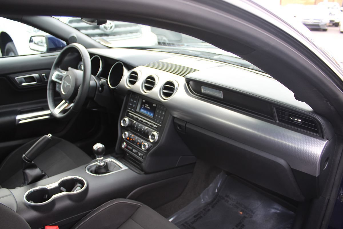 Used 2018 Ford Mustang GT RWD image 17