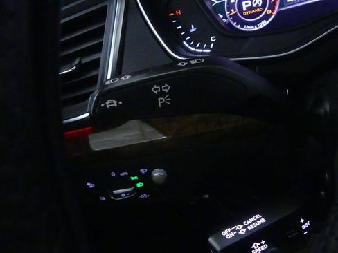 Used 2018 Audi Q5 Prestige AWD/4WD image 18