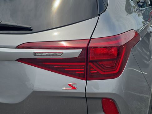 Used 2021 Kia Seltos S AWD/4WD image 7