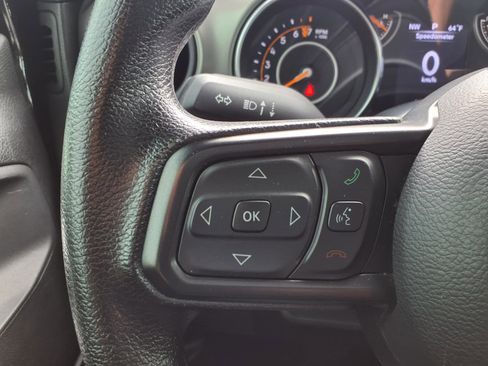 Used 2022 Jeep Wrangler Unlimited Sport AWD/4WD image 15