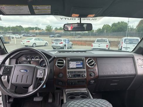 Used 2012 Ford F250 Lariat w/ Lariat Ultimate Pkg AWD/4WD image 14