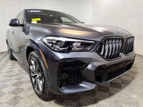 Used 2022 BMW X6 xDrive40i w/ M Sport Package image 9