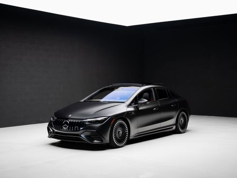 Used 2023 Mercedes-Benz EQE AMG 4MATIC Sedan image 4