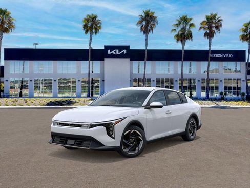 New 2026 Kia K4 EX image 1