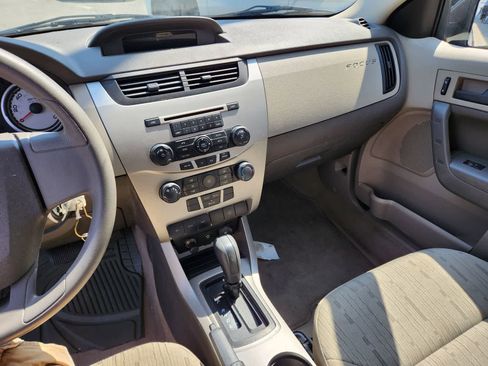 Used 2008 Ford Focus SE FWD image 10
