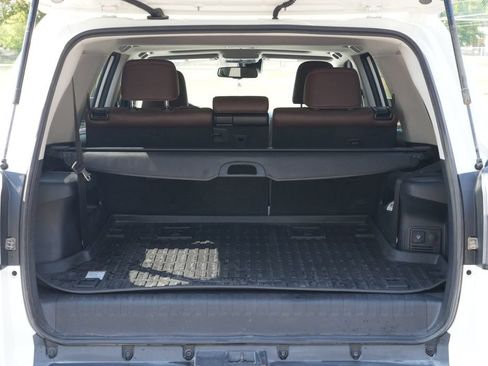 Used 2023 Toyota 4Runner Limited AWD/4WD image 20