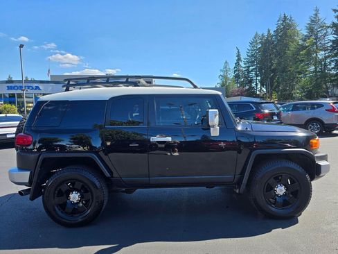 Used 2007 Toyota FJ Cruiser 4WD image 10