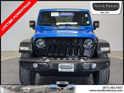 Used 2022 Jeep Wrangler Unlimited Sport AWD/4WD image 2