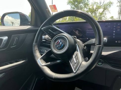Used 2025 Buick Enclave Sport Touring w/ Super Cruise Package FWD image 22