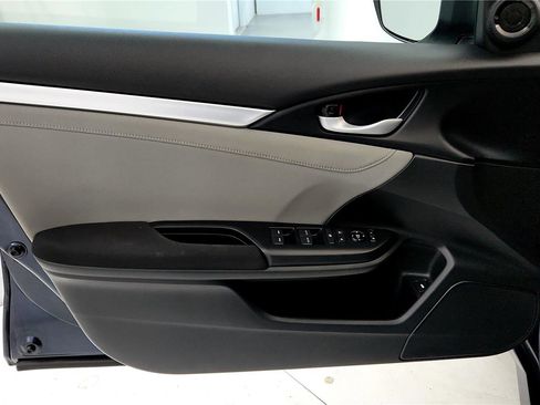 Used 2019 Honda Civic EX image 21