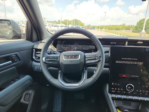 New 2026 GMC Terrain AT4 w/ Convenience Package III image 10
