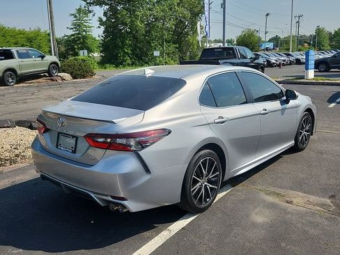 Used 2024 Toyota Camry SE FWD image 6
