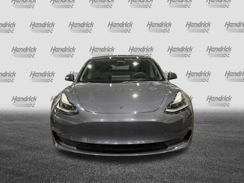 Used 2023 Tesla Model 3 Standard Range image 3