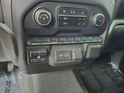 Used 2021 Chevrolet Silverado 1500 Custom RWD image 24