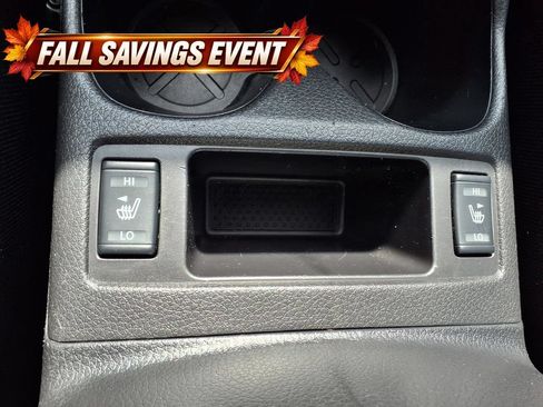 Used 2022 Nissan Rogue Sport SV FWD image 15