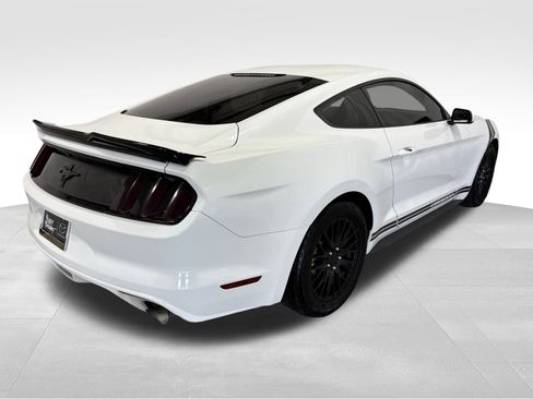 Used 2015 Ford Mustang Coupe image 6