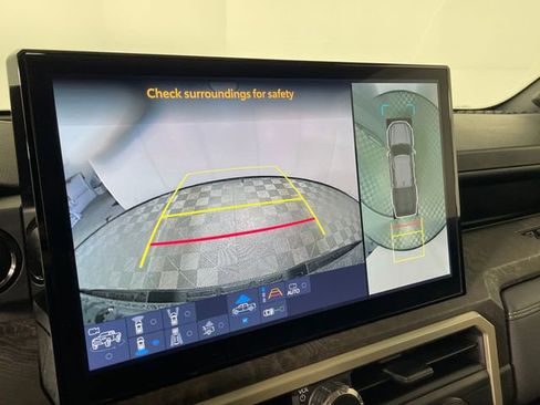 Used 2025 Toyota Tacoma Limited image 8