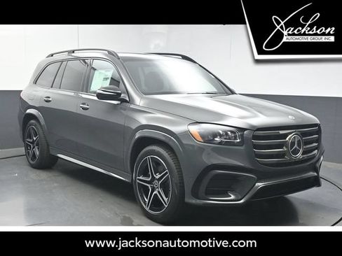 Used 2026 Mercedes-Benz GLS 450 4MATIC image 1