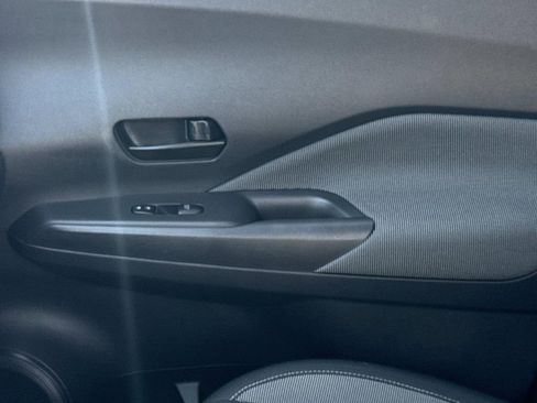 Used 2019 Nissan Kicks S w/ Exterior Package image 19