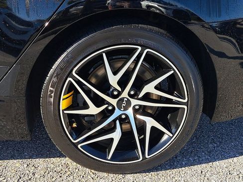 Used 2022 Kia Stinger GT-Line w/ Sun & Sound Package image 5