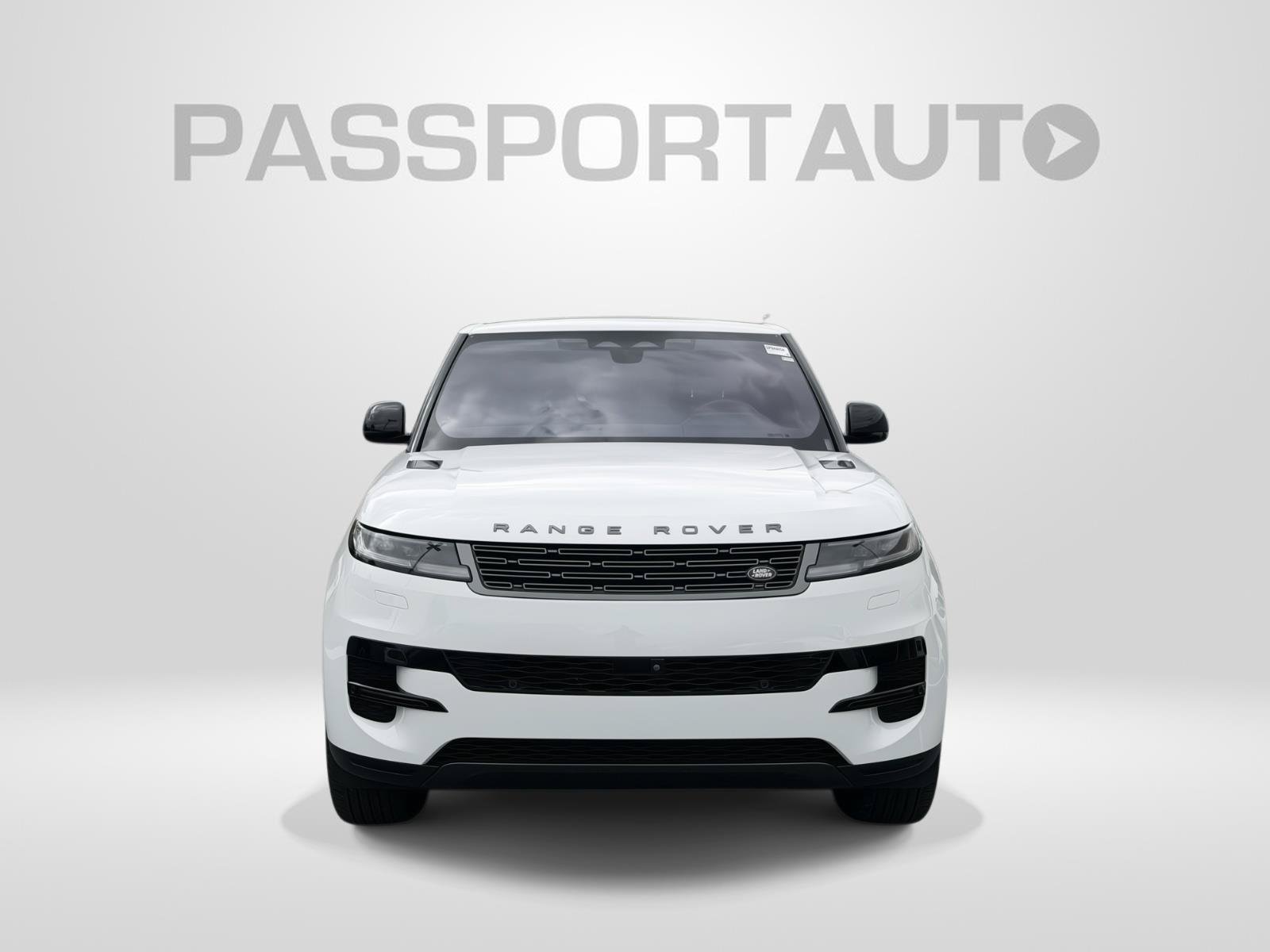Used 2023 Land Rover Range Rover Sport SE AWD/4WD image 2