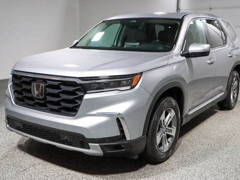 Used 2024 Honda Pilot EX-L image 33