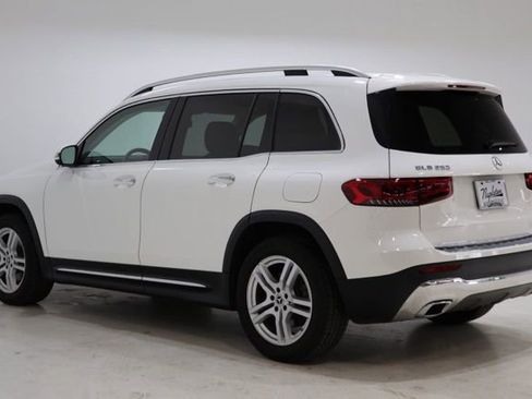 Used 2022 Mercedes-Benz GLB 250 4MATIC image 5