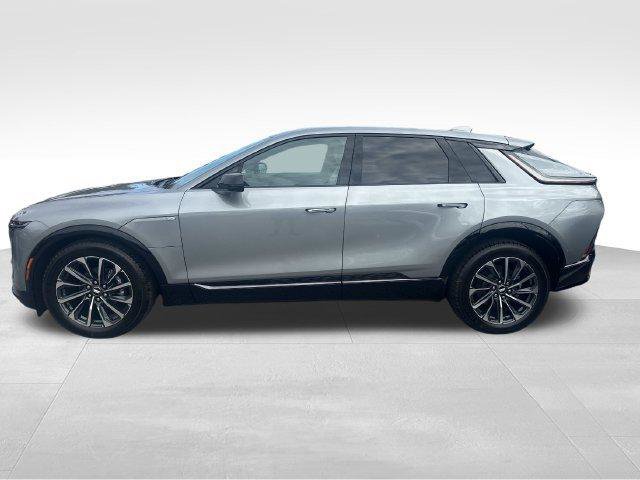 New 2027 Cadillac Lyriq Sport RWD image 2