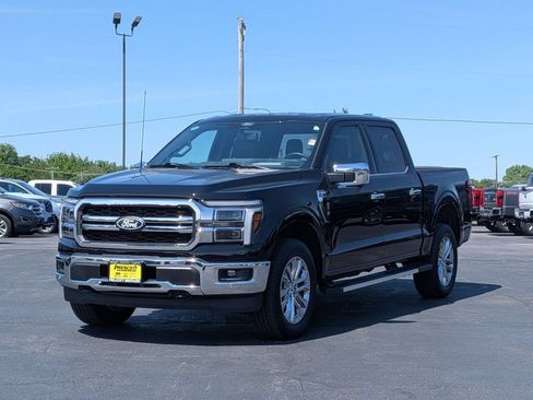 Used 2025 Ford F150 Lariat w/ Equipment Group 502A High AWD/4WD image 3