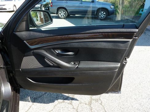 Used 2015 BMW 528i xDrive Sedan AWD/4WD image 39