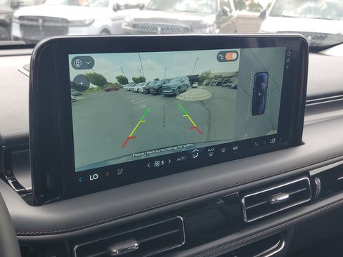 New 2026 Lincoln Aviator AWD image 20