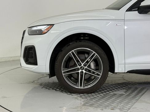 Certified 2023 Audi Q5 e Premium Plus w/ Premium Plus Package image 12