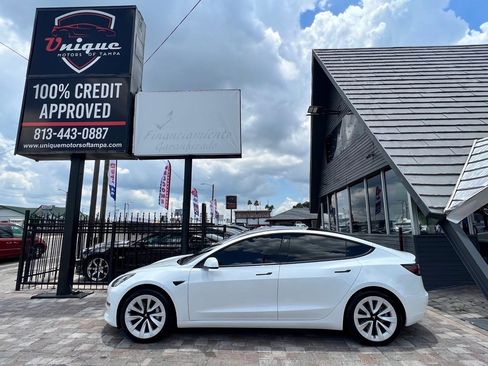 Used 2022 Tesla Model 3 image 27