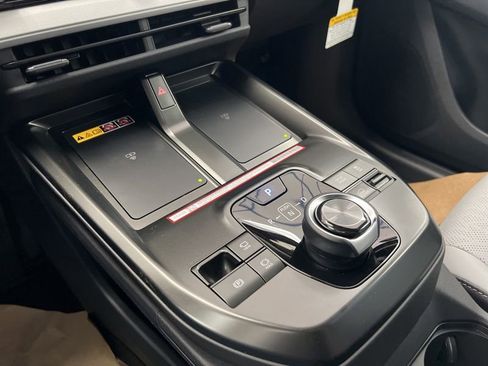 New 2026 Subaru Uncharted AWD image 32