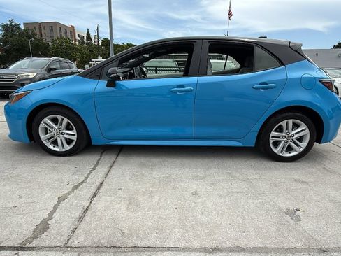 Used 2022 Toyota Corolla SE w/ SE Preferred Package FWD image 11
