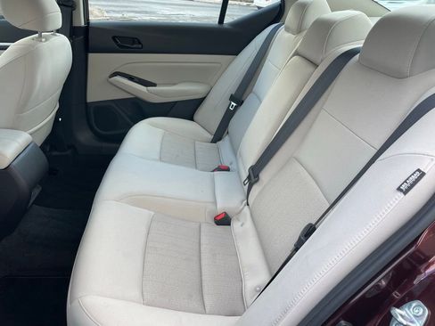 Certified 2023 Nissan Altima 2.5 SV image 8