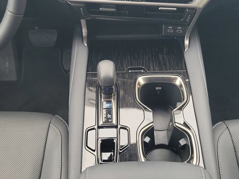 Certified 2025 Lexus RX 350 FWD w/ Technology Package image 20