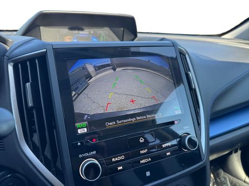 Used 2020 Subaru Crosstrek w/ Moonroof Package w/Navigation image 13