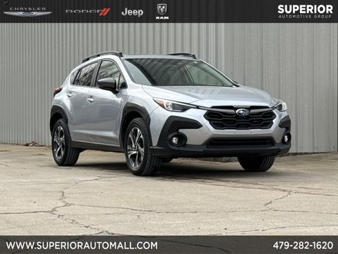 Used 2024 Subaru Crosstrek 2.0i Premium image 1