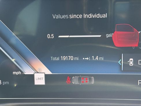 Used 2024 BMW M440i Convertible w/ Shadowloine Package RWD image 11