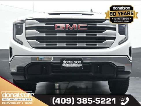 Used 2023 GMC Sierra 1500 SLE AWD/4WD image 16