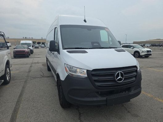 Used 2025 Mercedes-Benz Sprinter 2500 image 1