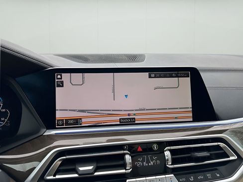 Used 2022 BMW X5 xDrive45e image 21