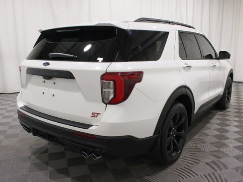 Used 2024 Ford Explorer ST w/ Equipment Group 401A AWD/4WD image 33