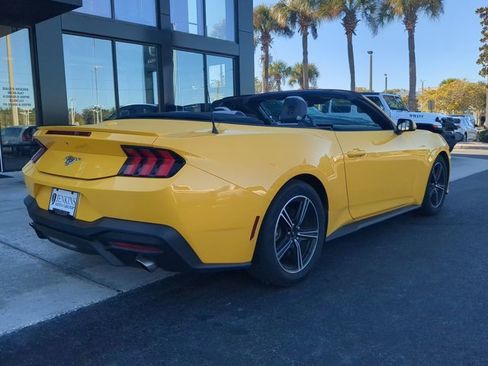 Used 2024 Ford Mustang Premium image 10