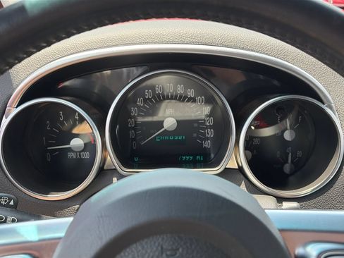 Used 2004 Chevrolet SSR w/ Preferred Equipment Group RWD image 19
