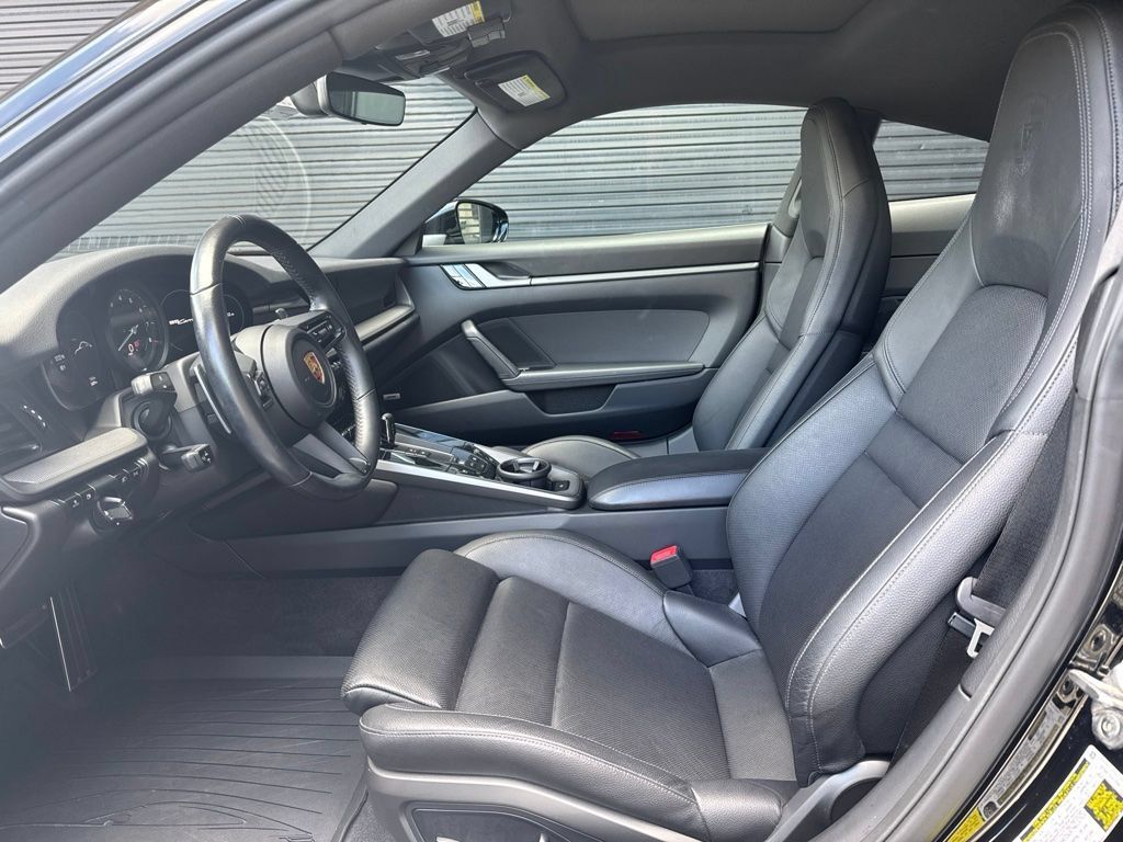 Certified 2021 Porsche 911 Carrera RWD image 6